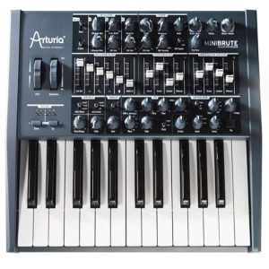 Arturia Minibrute 2